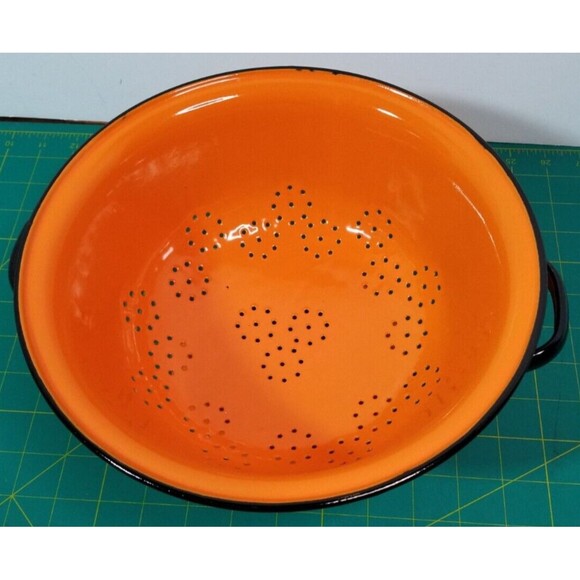 Vintage 1960s Huta Silesia Orange Colander Enamelware Strainer Black Trim - Picture 5 of 7